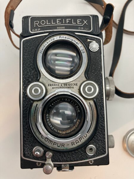 Rolleiflex Kamera DRP 842985 DRGM - Carl Zeiss Tessar - mit Ledertasche, OVP