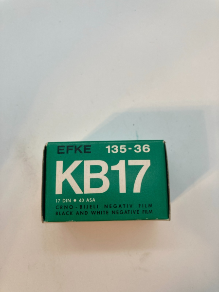 EFKE KB17 135-36 Schwarzweiß Negativfilm, ISO 40 (17 DIN), Ablaufdatum 1980, OVP
