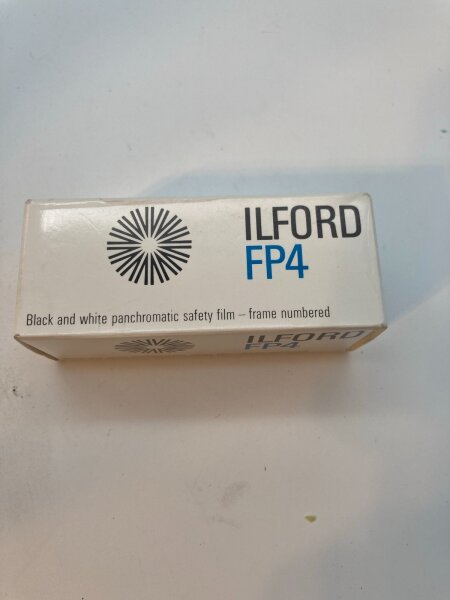 Ilford FP40, Panchromatischer Sicherheitsfilm, schwarz-weiß, OVP, Sep. 1977