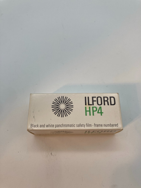 Ilford HP4,400-650 ASA, 27-29 DIN, schwarz-weiß, Ablaufdatum Oktober 1970, OVP
