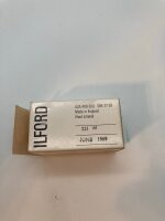Ilford HP4 135-36, schwarz-weiß,  ASA 400-650, DIN 27-29, Ablaufdatum Juni 1969