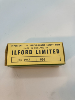 Ilford Limited HP3 Schwarzweißfilm, ASA 400, DIN 27, OVP,  Ablaufdatum 01/1967